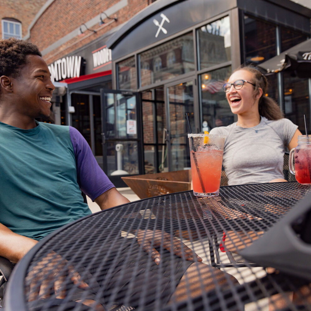 outdoor dining at BoomTown Brewery