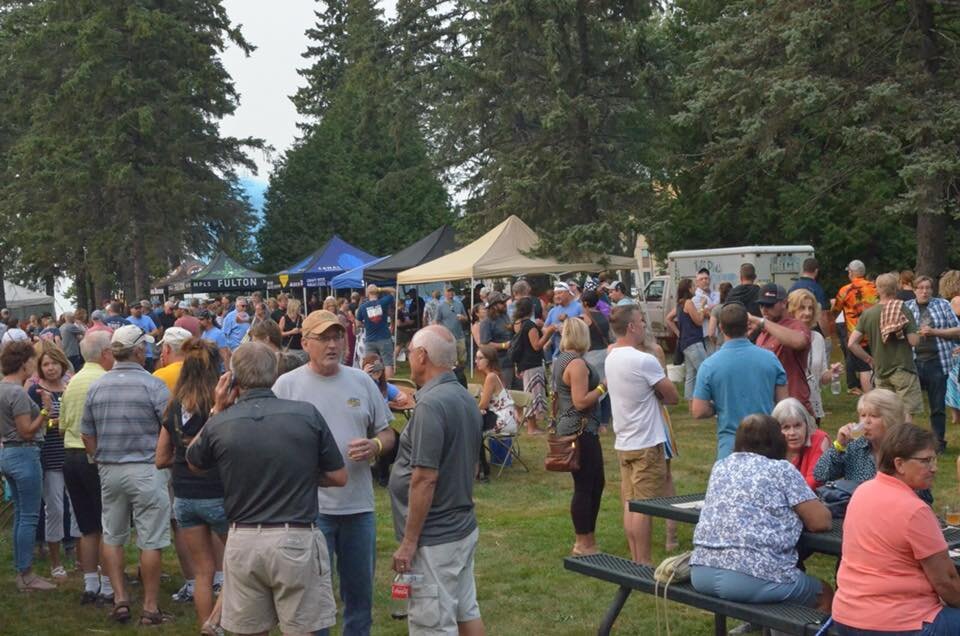 A crowd of people at Olcott Park Brewfest in Virginia, MN 