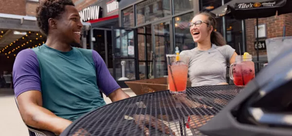 outdoor dining at BoomTown Brewery