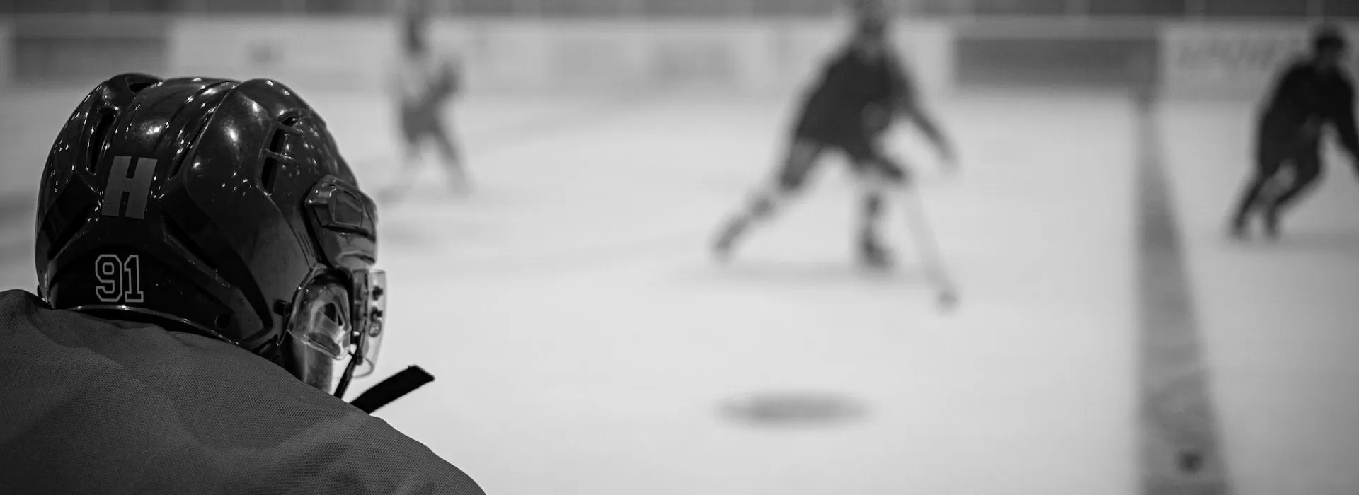 maurice-dt-cQ7X3AL1_LI-unsplash